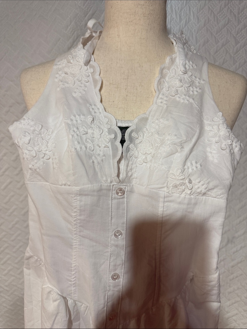 wild fable White Eyelet Lace Button-Front Maxi Dress - Picture 2 of 4